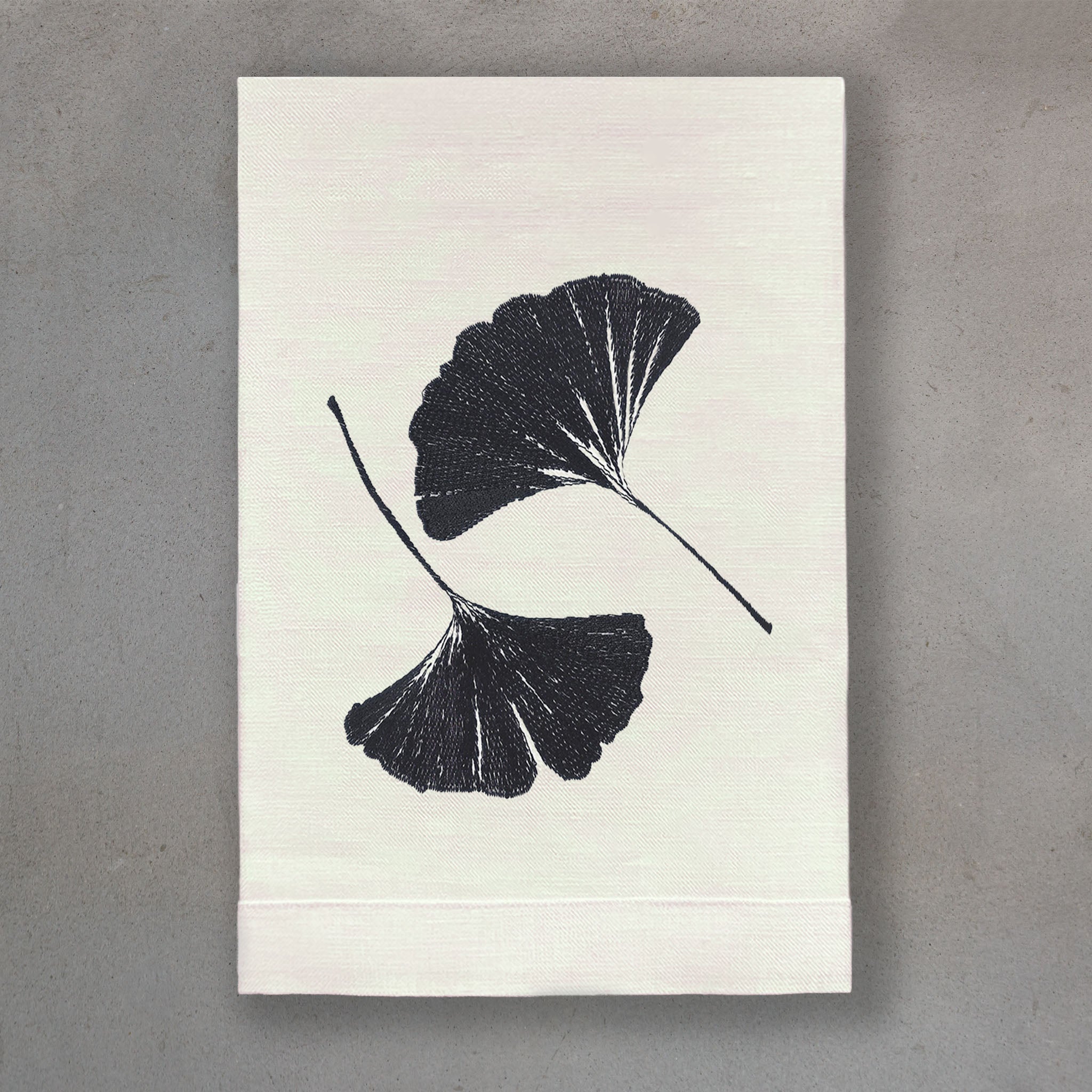 Ginkgo Black | Ivory Linen