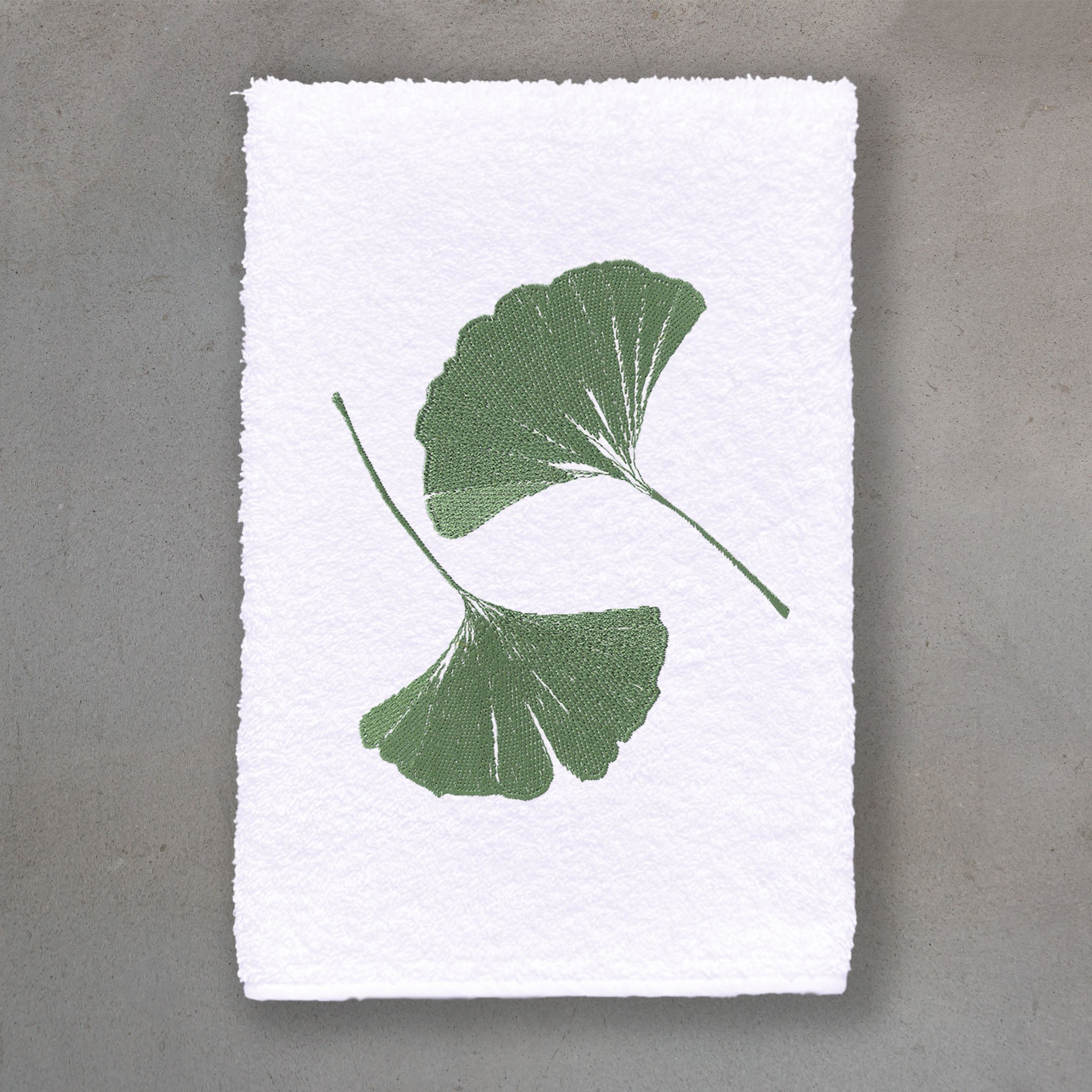 Ginkgo Green | White Roma