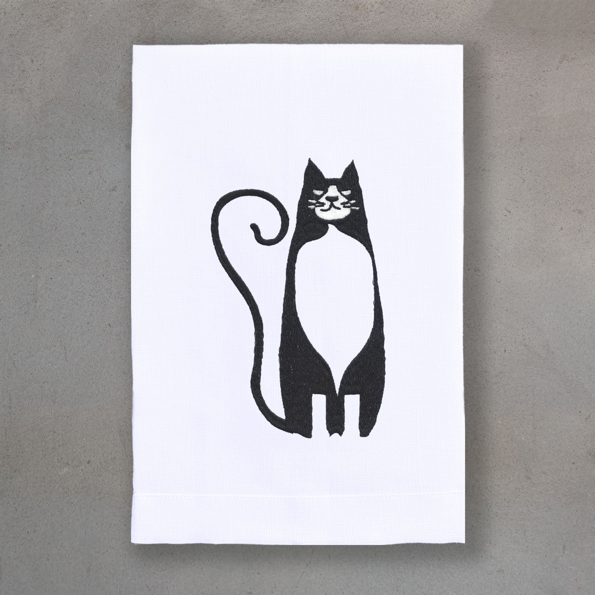 Kitty Tuxedo | White Linen