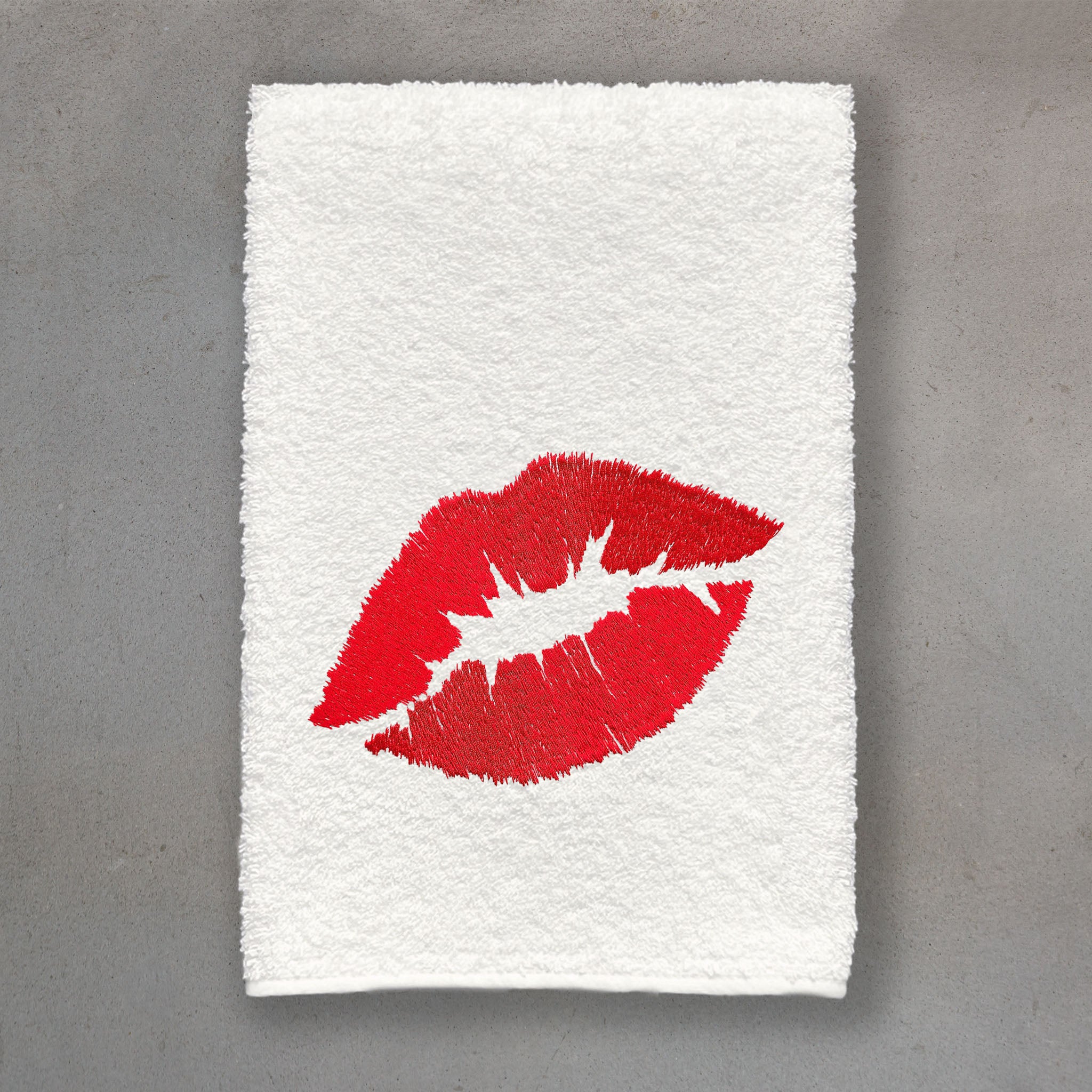 Kiss Red | Ivory Roma