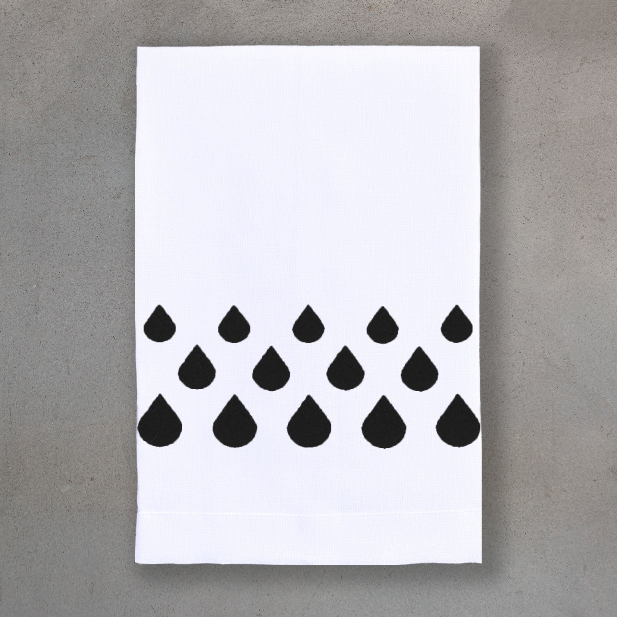 Teardrops Black | White Linen