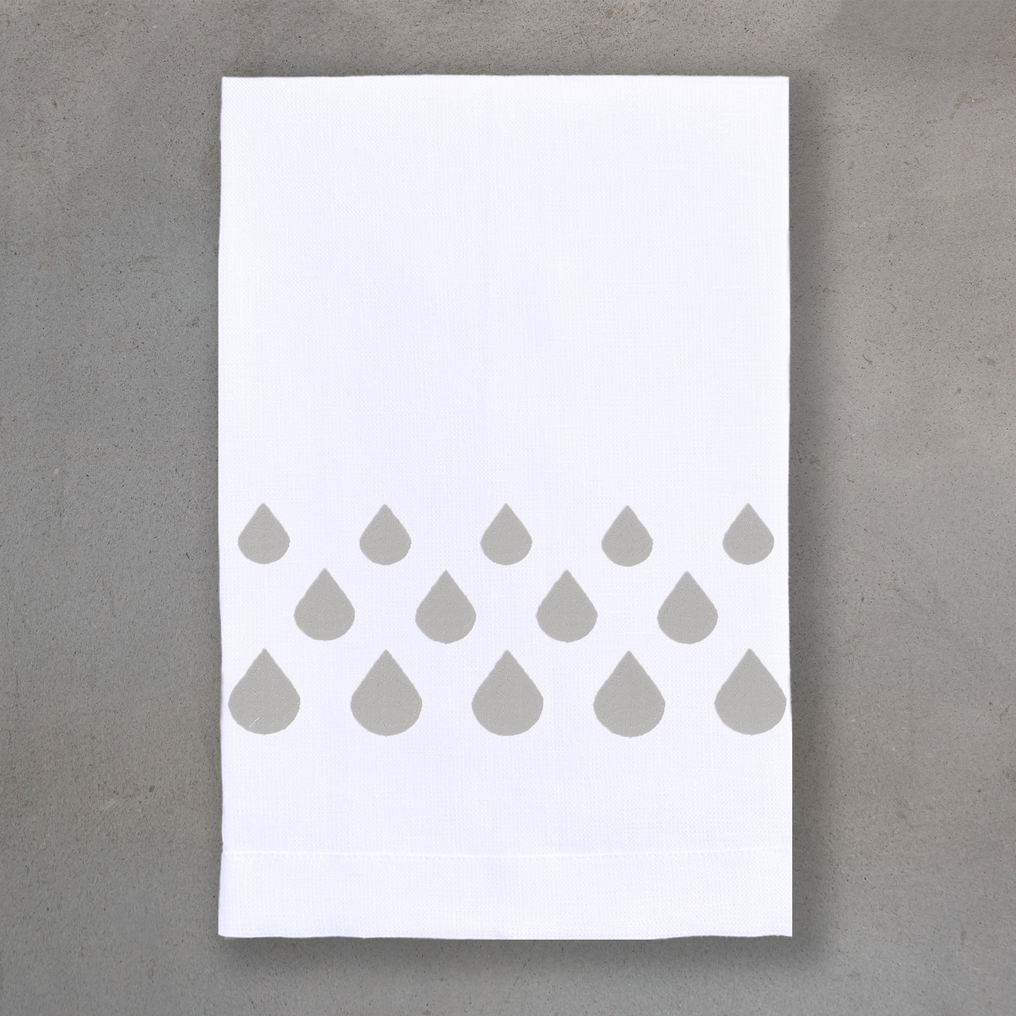 Teardrops Silver | White Linen