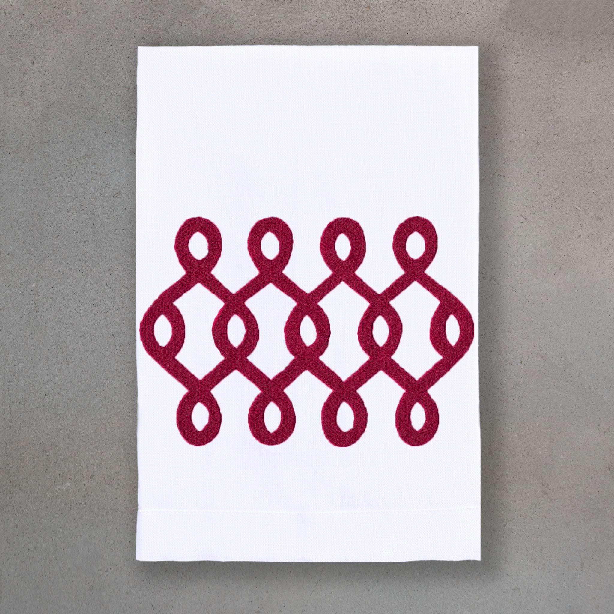 Twist Claret | White Linen